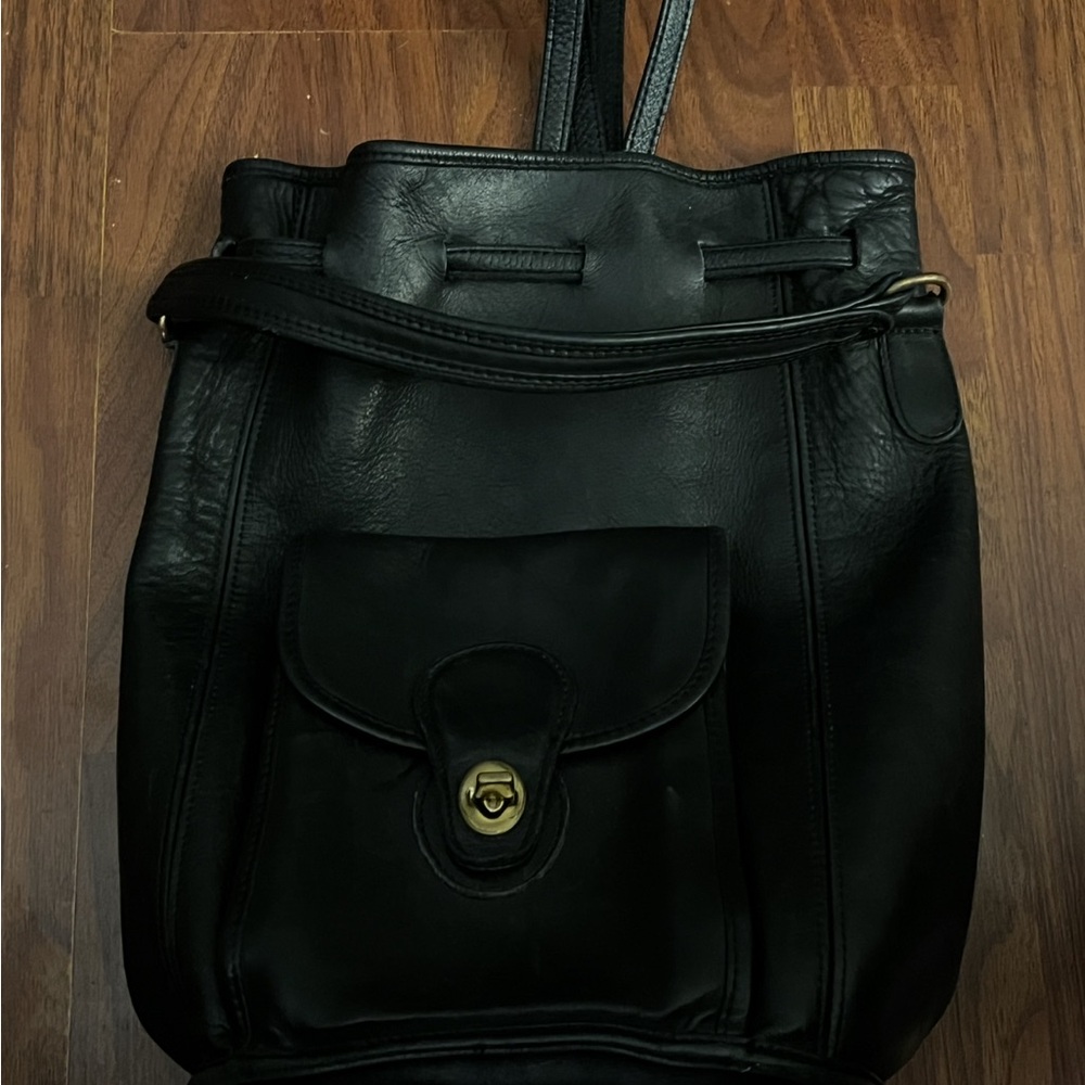 Coach Elegant Black Leather Backpack - Picture 5 of 15